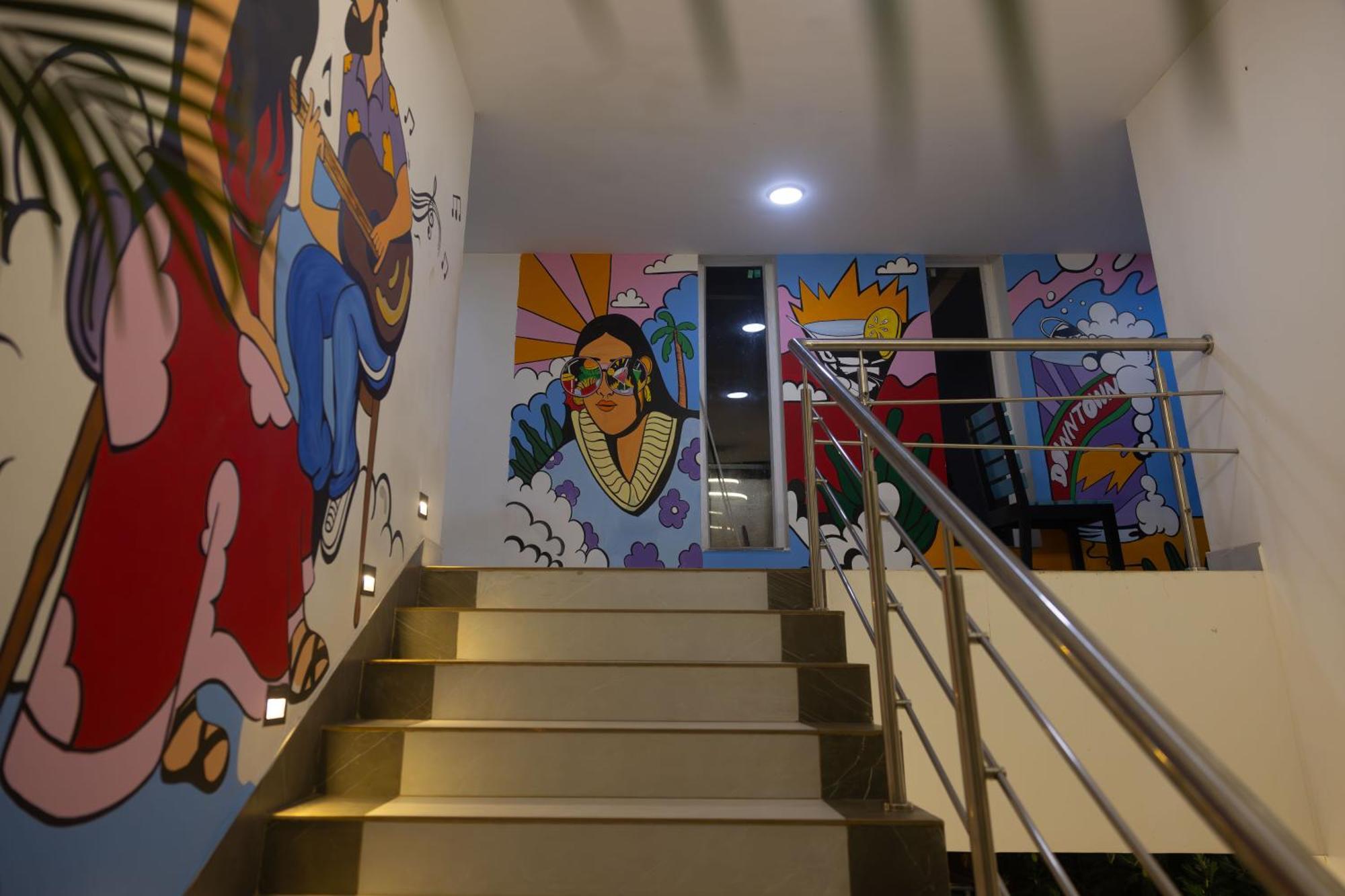 Downtown Hostels - Anjuna Bagian luar foto