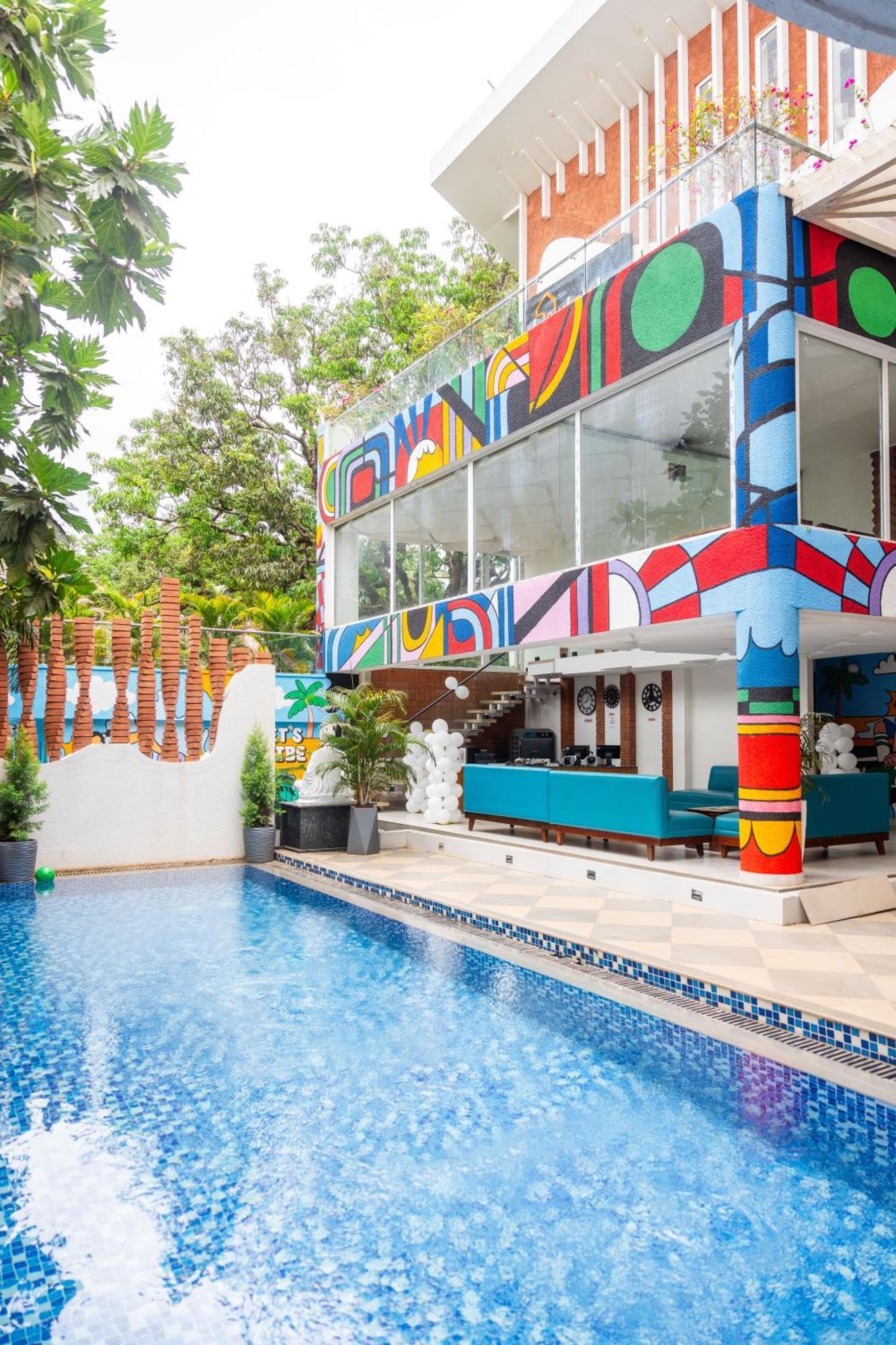 Downtown Hostels - Anjuna Bagian luar foto