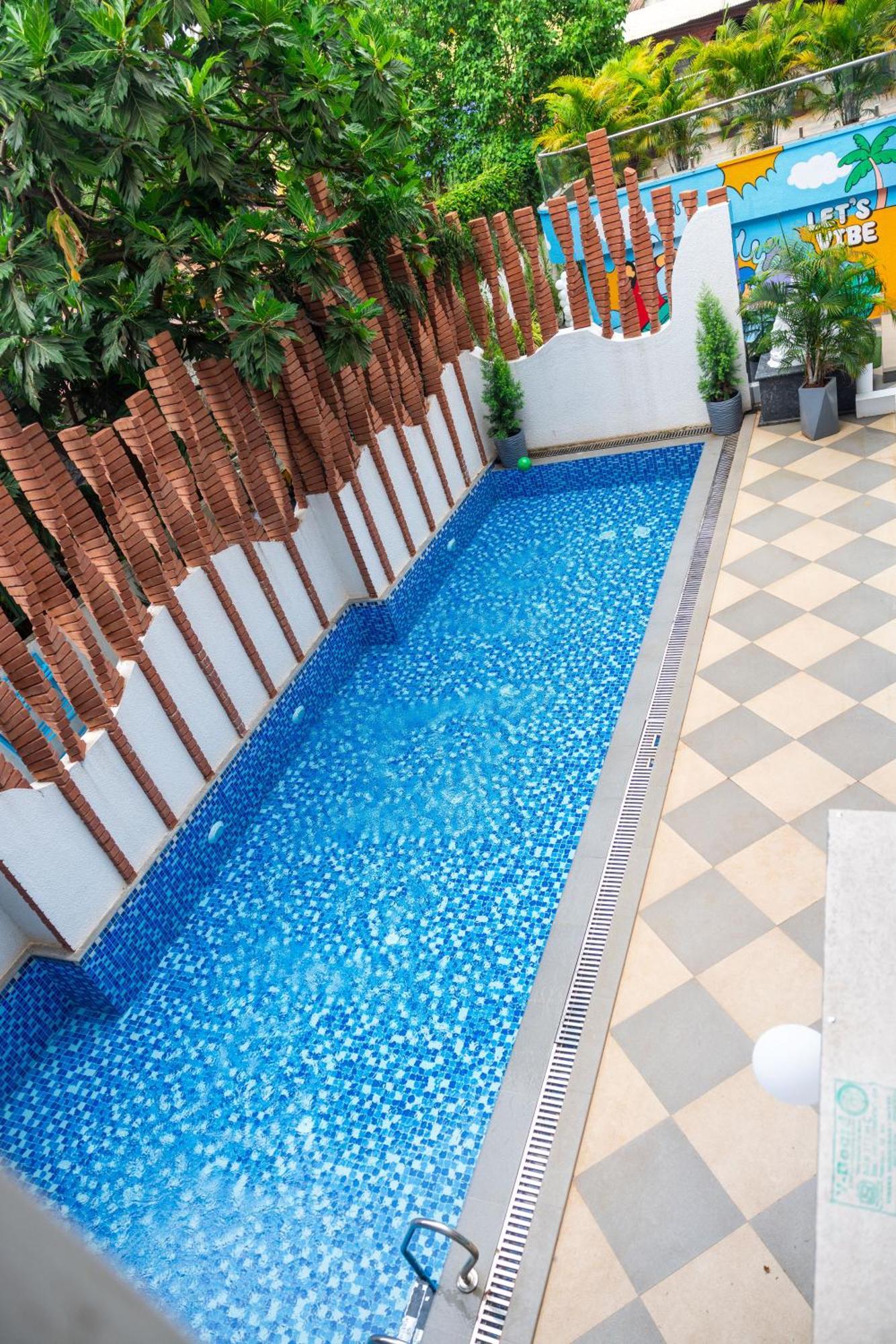 Downtown Hostels - Anjuna Bagian luar foto