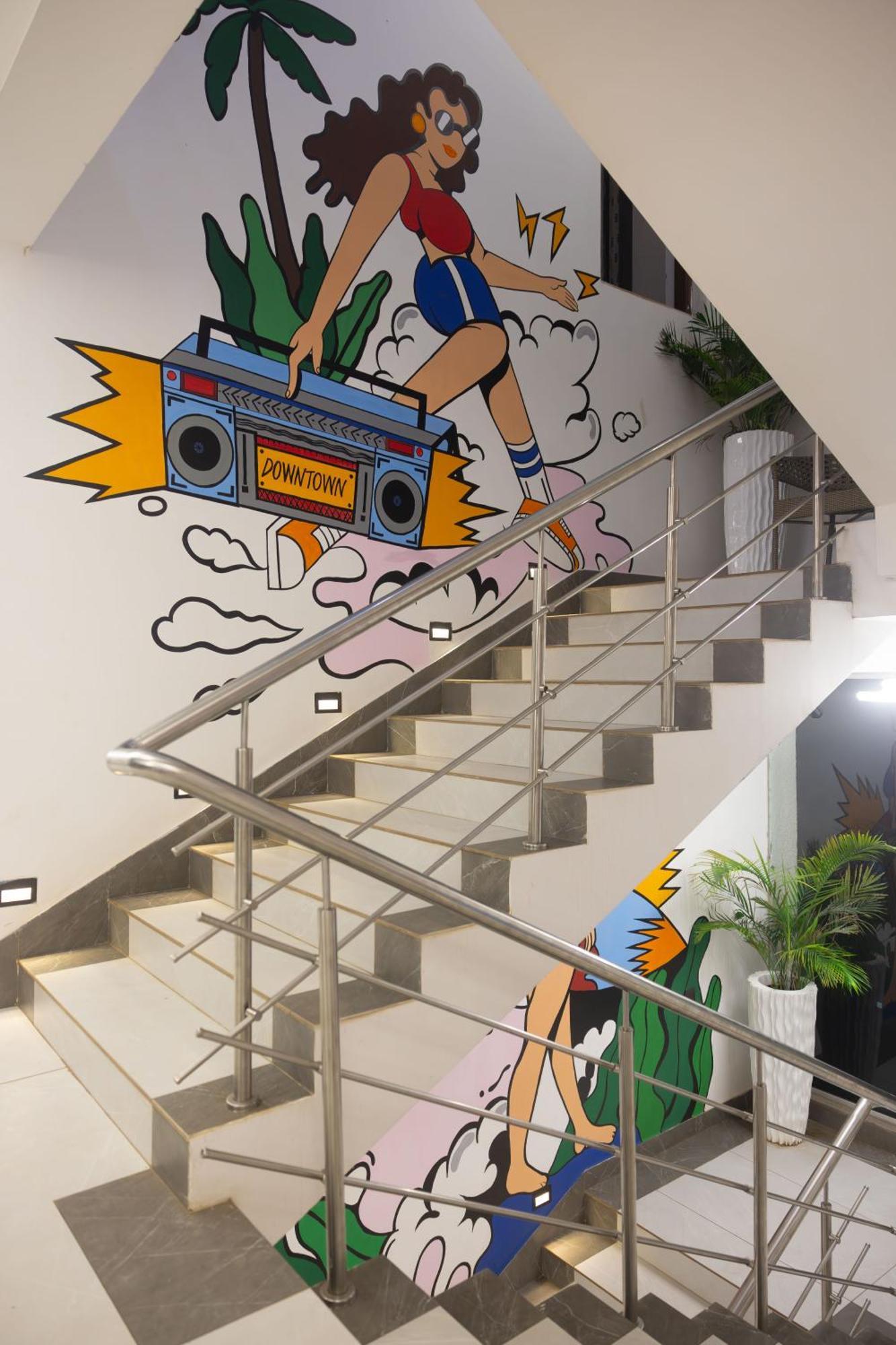Downtown Hostels - Anjuna Bagian luar foto